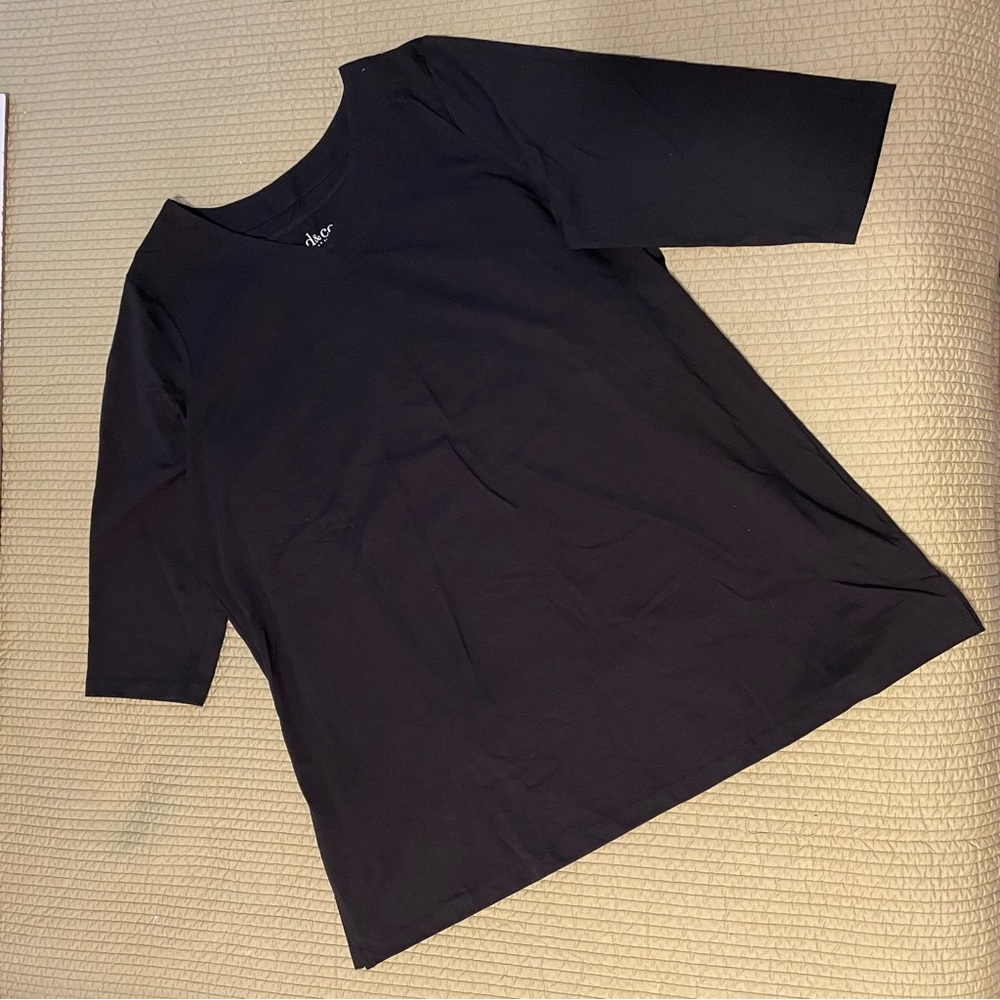 Denim & Company 3/4 Sleeve V-neck Black Tunic with Attached Tank, size 1X, NIP